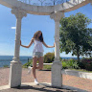 Meet your Posher, Lerah